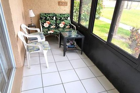 Condo in Bradenton, Florida, 1 bedroom № 2097422 - photo 14