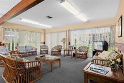 Condo in Bradenton, Florida, 1 bedroom № 2097422 - photo 19