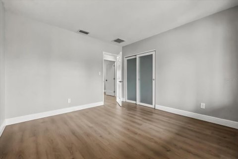 House in Orlando, Florida 3 bedrooms, 150.22 sq.m. № 1826345 - photo 22