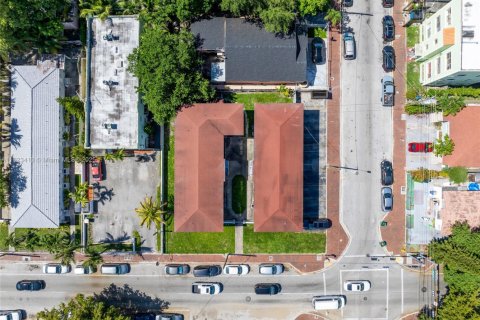 Commercial property in Miami, Florida № 1788906 - photo 14