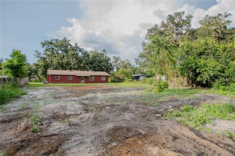 House in Zephyrhills, Florida 4 bedrooms, 98.1 sq.m. № 1894410 - photo 6