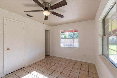 House in Zephyrhills, Florida 4 bedrooms, 98.1 sq.m. № 1894410 - photo 26
