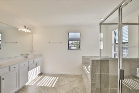 Villa ou maison à vendre à Bradenton, Floride: 5 chambres, 302.58 m2 № 2150039 - photo 11