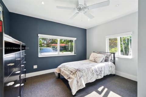 House in Miami Shores, Florida 3 bedrooms, 199.28 sq.m. № 1861677 - photo 26