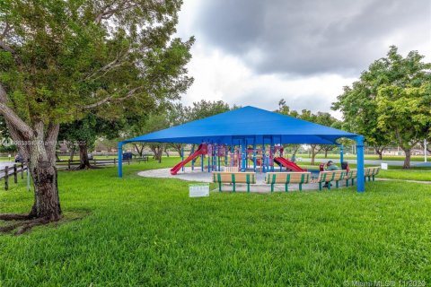 Купить кондоминиум в Майами, Флорида 2 спальни, 70.88м2, № 1957092 - фото 29