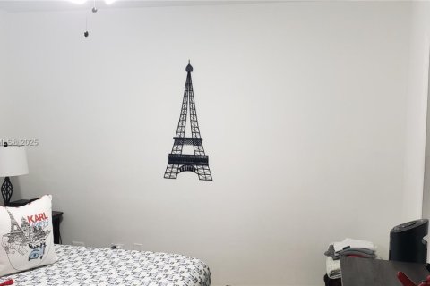 Купить кондоминиум в Майами, Флорида 2 спальни, 70.88м2, № 1957092 - фото 17