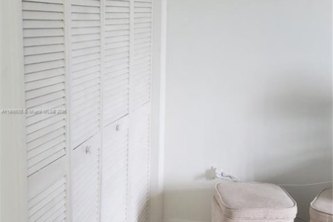 Купить кондоминиум в Майами, Флорида 2 спальни, 70.88м2, № 1957092 - фото 13