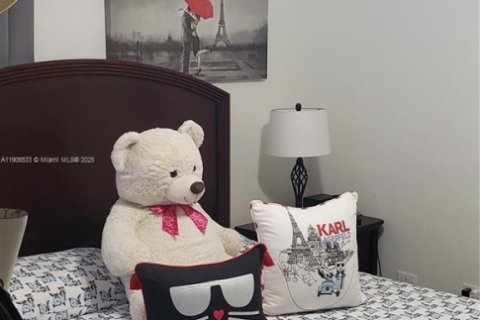 Купить кондоминиум в Майами, Флорида 2 спальни, 70.88м2, № 1957092 - фото 16