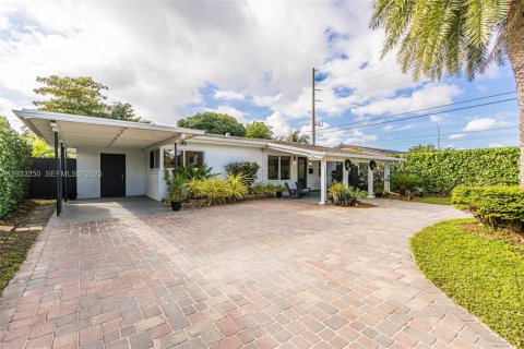 Villa ou maison à louer à Wilton Manors, Floride: 3 chambres, 145.21 m2 № 1993085 - photo 27