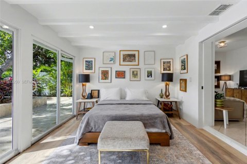 Villa ou maison à louer à Wilton Manors, Floride: 3 chambres, 145.21 m2 № 1993085 - photo 12