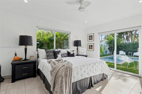 Villa ou maison à louer à Wilton Manors, Floride: 3 chambres, 145.21 m2 № 1993085 - photo 14