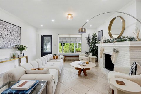 Villa ou maison à louer à Wilton Manors, Floride: 3 chambres, 145.21 m2 № 1993085 - photo 6