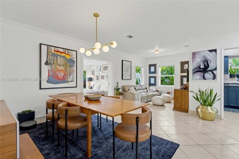 Villa ou maison à louer à Wilton Manors, Floride: 3 chambres, 145.21 m2 № 1993085 - photo 3