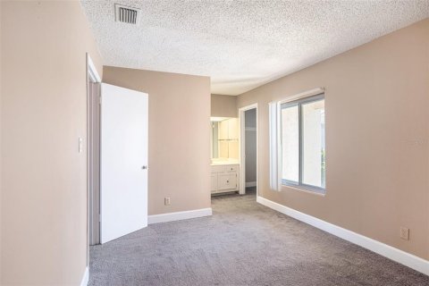 Copropriété à vendre à Tampa, Floride: 2 chambres, 119.01 m2 № 2413837 - photo 27