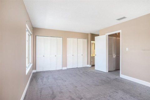 Copropriété à vendre à Tampa, Floride: 2 chambres, 119.01 m2 № 2413837 - photo 18
