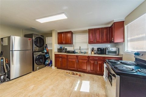 Immobilier commercial à vendre à Clearwater, Floride: 7 chambres, 233.37 m2 № 2299817 - photo 7