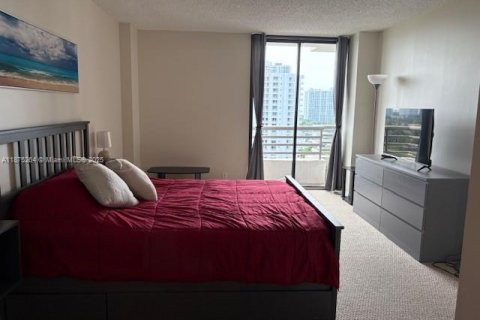 Copropriété à louer à Aventura, Floride: 1 chambre, 102.56 m2 № 2061211 - photo 16