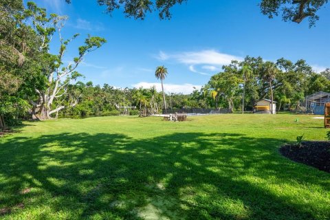 Terreno en venta en Sarasota, Florida № 1880444 - foto 6