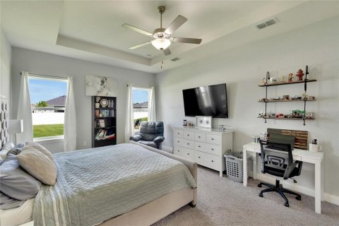 House in Plant City, Florida 4 bedrooms, 215.44 sq.m. № 1751500 - photo 9