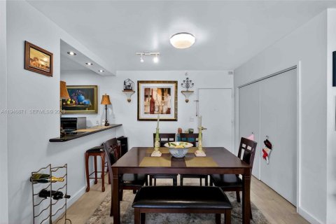 Снять в аренду кондоминиум в Майами-Бич, Флорида 2 спальни, 95.69м2, № 2003667 - фото 6