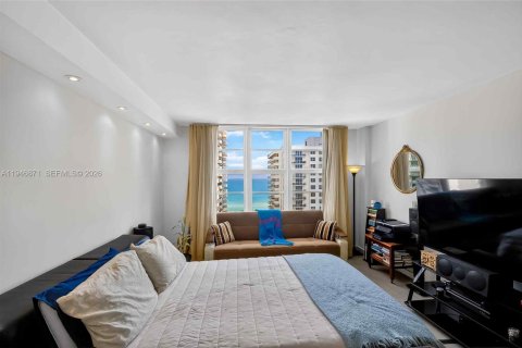 Снять в аренду кондоминиум в Майами-Бич, Флорида 2 спальни, 95.69м2, № 2003667 - фото 17