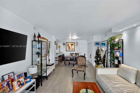 Снять в аренду кондоминиум в Майами-Бич, Флорида 2 спальни, 95.69м2, № 2003667 - фото 5