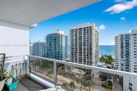 Снять в аренду кондоминиум в Майами-Бич, Флорида 2 спальни, 95.69м2, № 2003667 - фото 28