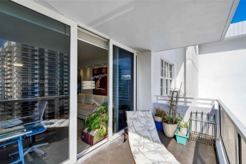 Снять в аренду кондоминиум в Майами-Бич, Флорида 2 спальни, 95.69м2, № 2003667 - фото 27