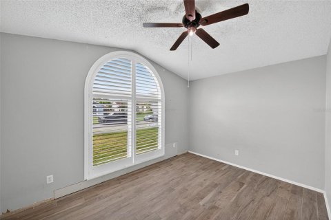 Casa en venta en Largo, Florida, 4 dormitorios, 147.99 m2 № 1886900 - foto 26