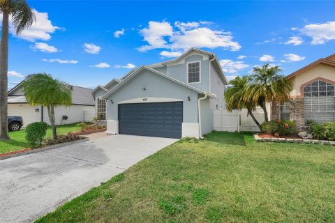 House in Orlando, Florida 4 bedrooms, 182.92 sq.m. № 1724767 - photo 3