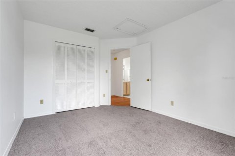 House in Orlando, Florida 4 bedrooms, 182.92 sq.m. № 1724767 - photo 28