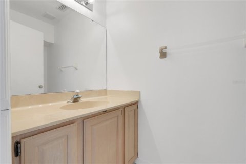 House in Orlando, Florida 4 bedrooms, 182.92 sq.m. № 1724767 - photo 8