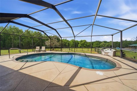 Casa en venta en Dade City, Florida, 4 dormitorios, 274.99 m2 № 2232561 - foto 17