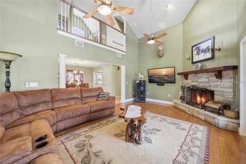 Casa en venta en Dade City, Florida, 4 dormitorios, 274.99 m2 № 2232561 - foto 14