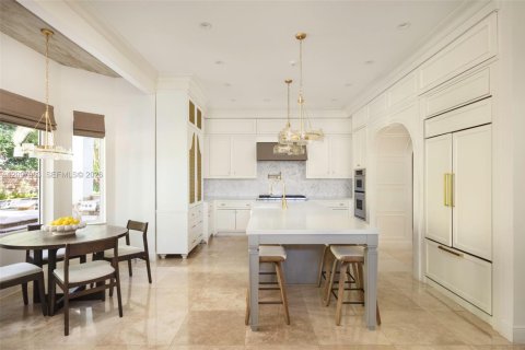 Villa ou maison à vendre à Palmetto Bay, Floride: 5 chambres, 356.65 m2 № 2407547 - photo 17