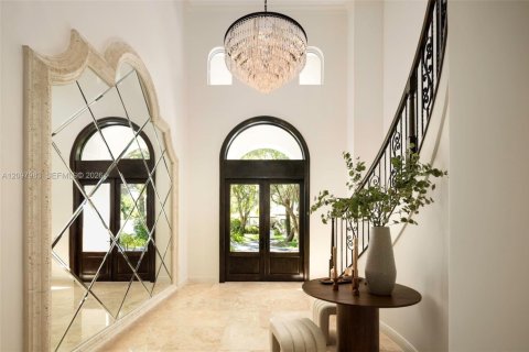 Villa ou maison à vendre à Palmetto Bay, Floride: 5 chambres, 356.65 m2 № 2407547 - photo 5