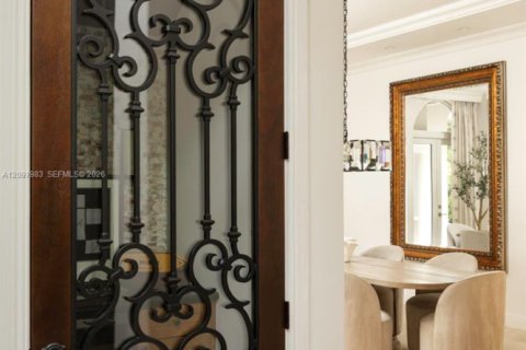 Villa ou maison à vendre à Palmetto Bay, Floride: 5 chambres, 356.65 m2 № 2407547 - photo 10