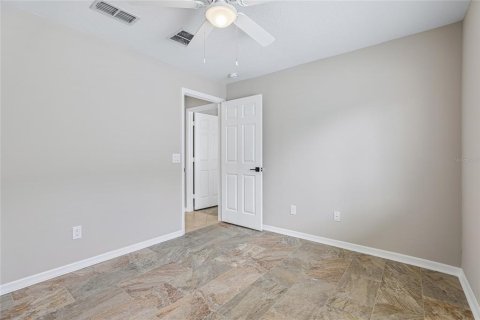House in Kissimmee, Florida 4 bedrooms, 226.22 sq.m. № 2094366 - photo 26
