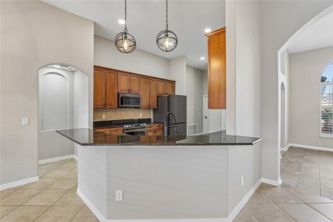 House in Kissimmee, Florida 4 bedrooms, 226.22 sq.m. № 2094366 - photo 16