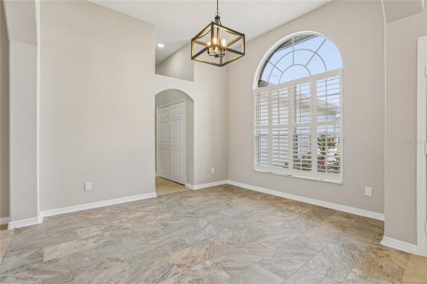 House in Kissimmee, Florida 4 bedrooms, 226.22 sq.m. № 2094366 - photo 8