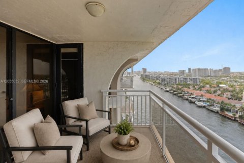 Copropriété à vendre à Hollywood, Floride: 2 chambres, 113.15 m2 № 2186172 - photo 2