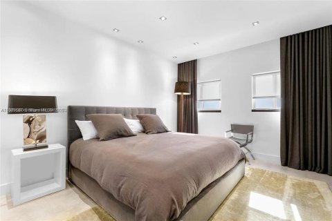 Купить таунхаус в Майами-Бич, Флорида 4 спальни, 200.95м2, № 1939158 - фото 8