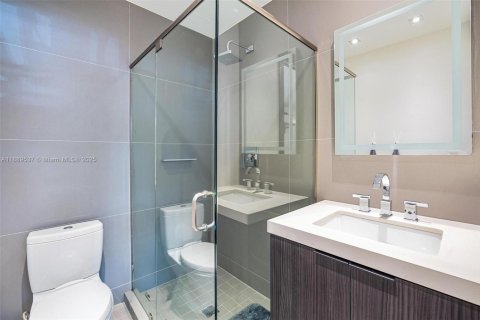 Купить таунхаус в Майами-Бич, Флорида 4 спальни, 200.95м2, № 1939158 - фото 20