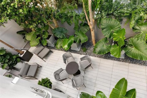 Купить таунхаус в Майами-Бич, Флорида 4 спальни, 200.95м2, № 1939158 - фото 22