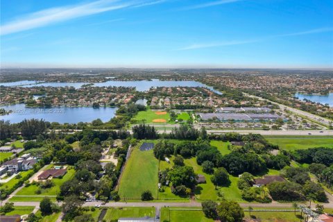 Land in Southwest Ranches, Florida № 2392088 - photo 2