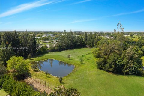 Land in Southwest Ranches, Florida № 2392088 - photo 20