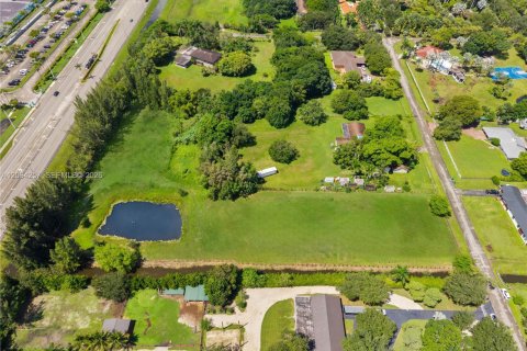 Land in Southwest Ranches, Florida № 2392088 - photo 25