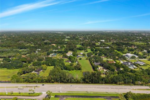 Land in Southwest Ranches, Florida № 2392088 - photo 7