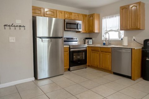 Casa en venta en Largo, Florida, 3 dormitorios, 83.61 m2 № 2112748 - foto 2