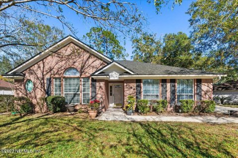 House in Middleburg, Florida 3 bedrooms, 179.49 sq.m. № 879997 - photo 1